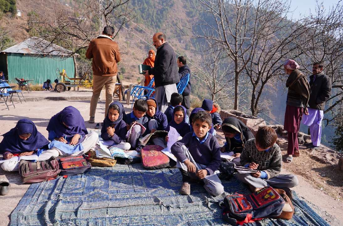 Educating Minds, Building Brighter Futures.